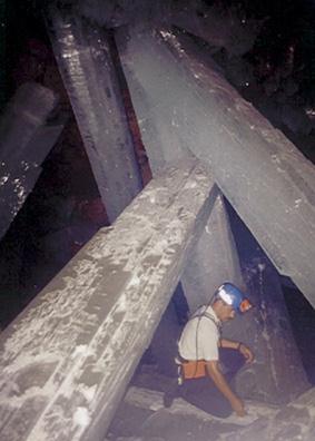 giant crystals giant crystals